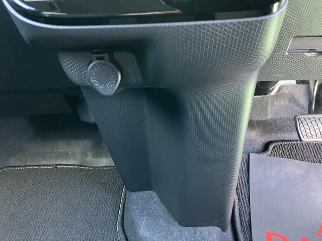 タントカスタムＲＳ両自動ドア　アイドリングストップ機能　キーフリーキー　車線逸脱　助手席エアバック　安全ボディ　タ−ボ　ＬＥＤヘットライト　オートＨビーム　Ａライト　盗難防止　ＡＢＳ　アルミホイール　エアバック（山口県）の中古車