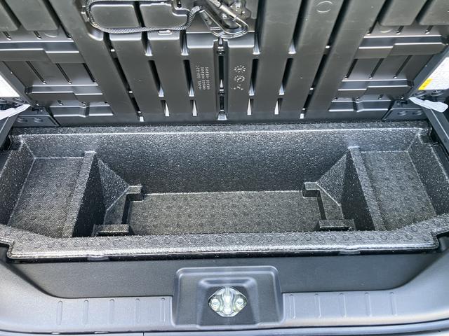 タントカスタムＲＳ両自動ドア　アイドリングストップ機能　キーフリーキー　車線逸脱　助手席エアバック　安全ボディ　タ−ボ　ＬＥＤヘットライト　オートＨビーム　Ａライト　盗難防止　ＡＢＳ　アルミホイール　エアバック（山口県）の中古車