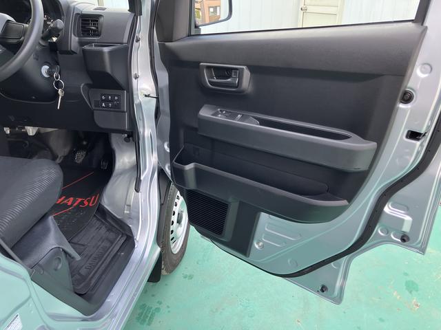 ハイゼットカーゴＤＸ運転席エアバッグ　ＡＢＳ　アイドリングストップ車　盗難防止システム　安全ボディ　両側スライドドア　デュアルエアバッグ　オートライト　オートマチックハイビーム　レーダーブレーキサポート　車線逸脱（山口県）の中古車