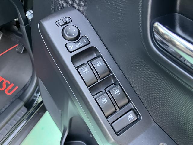 タフトＧターボ　クロムベンチャーパノラマガラスルーフ　ターボエンジン　アルミ　キーフリー　スマートキー　エアバッグ　ＡＢＳ（山口県）の中古車