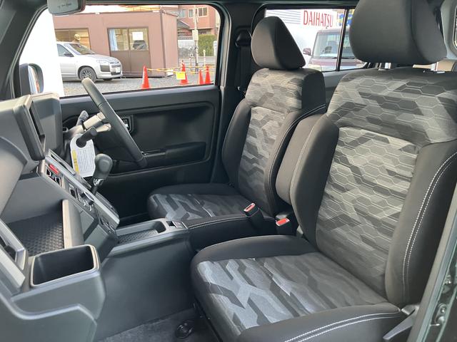 タフトＧターボ　クロムベンチャーパノラマガラスルーフ　ターボエンジン　アルミ　キーフリー　スマートキー　エアバッグ　ＡＢＳ（山口県）の中古車