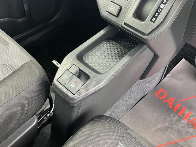 タフトＸガラスサンルーフ　記録簿　キーフリーキー　ＡＢＳ付き　エアバック　ワンオーナー　スマートキーＰスタート　ナビ付き（山口県）の中古車