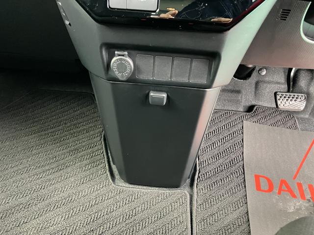 トールカスタムＧ　ターボターボ車　キーフリーシステム　ＴＶ　スマキ−　アルミホイール　ＡＢＳ　エアバック（山口県）の中古車