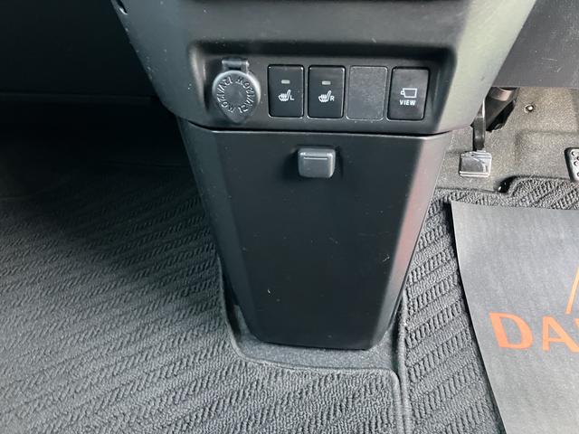 トールカスタムＧ　リミテッド　ＳＡIIIナビＴＶ　ＡＢＳ　スマートキー　エアバッグ　キーレス　アルミホイール　記録簿（山口県）の中古車