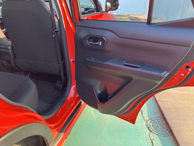 ロッキーＧワンオーナー　アルミ　ターボ車　整備記録簿　キーフリーシステム　カーナビ　エアバック　ＡＢＳ　インテリキー（山口県）の中古車