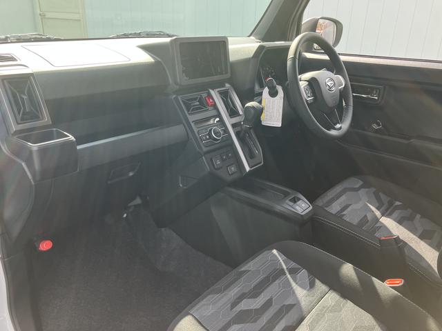 タフトＧ　ダーククロムベンチャーＡＷ　サンル−フ　スマートキー＆プッシュスタート　キーフリーシステム　ＡＢＳ　エアバック（山口県）の中古車