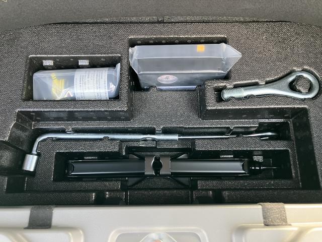 タフトＧ　ダーククロムベンチャーＡＷ　サンル−フ　スマートキー＆プッシュスタート　キーフリーシステム　ＡＢＳ　エアバック（山口県）の中古車