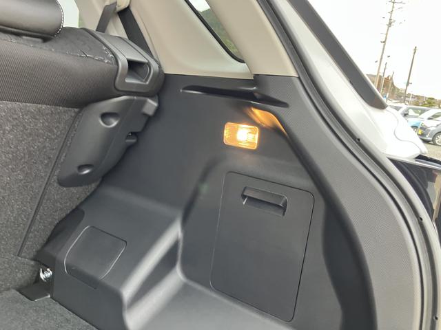 ロッキープレミアムＧ　ＨＥＶキーフリーシステム　アルミホイール　スマートキー　ＡＢＳ　エアバッグ（山口県）の中古車