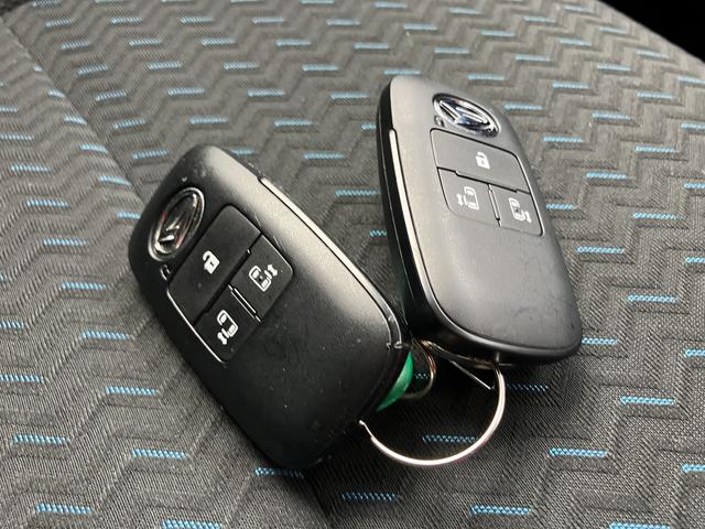 トールカスタムＧ　ターボターボ車　キーフリーシステム　ＴＶ　スマキ−　アルミホイール　記録簿　ＡＢＳ　エアバック　ワンオ−ナ−　禁煙（山口県）の中古車