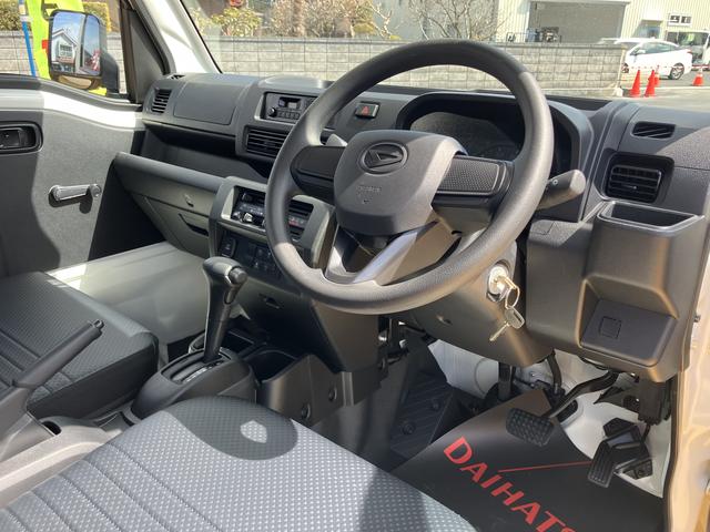 ハイゼットトラックスタンダードエアコン付き　パワーステ　運転席エアバッグ　ＡＢＳ（山口県）の中古車