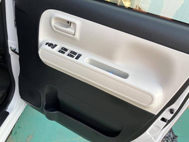 ムーヴキャンバスストライプスＸプッシュスタートスマートキー　キーフリーシステム　ＡＢＳ　エアバック（山口県）の中古車