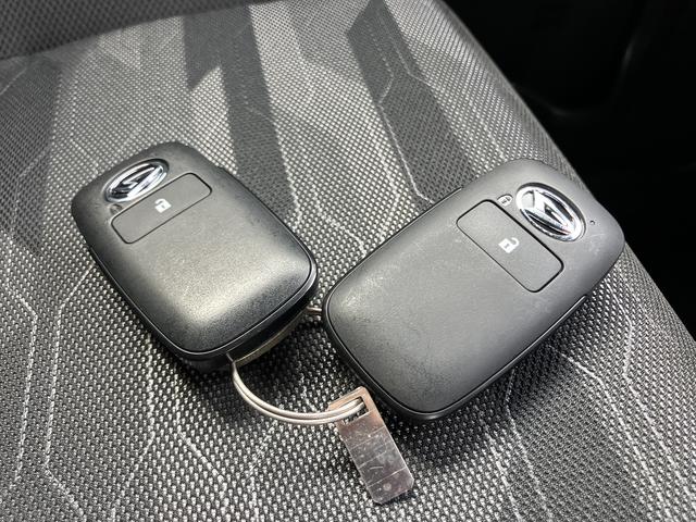 タフトＧ　クロムベンチャースマートキー＆プッシュスタート　キーフリー　アルミホイール　ＡＢＳ　エアバック　パノラマガラスルーフ（山口県）の中古車