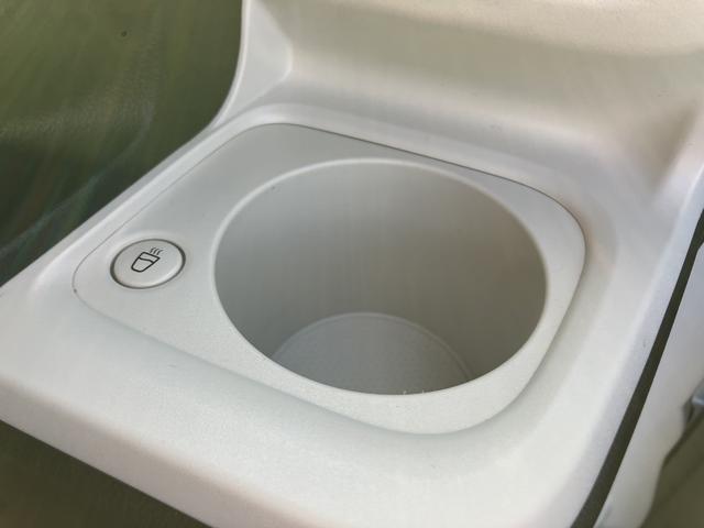 ムーヴキャンバスストライプスＧワンオーナー　ナビ　キーフリー　スマ−トキ−　点検記録簿付　運転席エアバック　ＡＢＳ　禁煙（山口県）の中古車