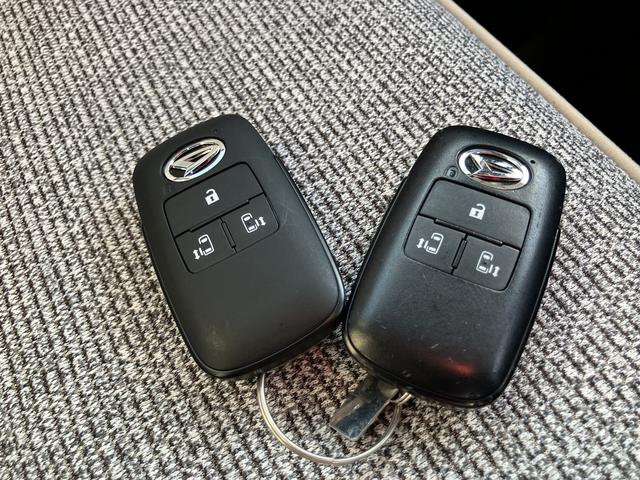 ムーヴキャンバスストライプスＧワンオーナー　ナビ　キーフリー　スマ−トキ−　点検記録簿付　運転席エアバック　ＡＢＳ　禁煙（山口県）の中古車