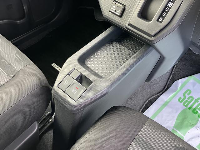 タフトＸムーンルーフ　運転席エアバック　スマートキー＆プッシュスタート　キーフリー　ＡＢＳ付き（山口県）の中古車