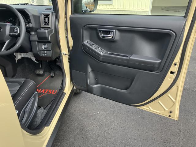 タフトＧ　ダーククロムベンチャーキーレスエントリ　１オ−ナ−　アルミホイール　スマートキー　ＡＢＳ　ガラスルーフ　エアバック（山口県）の中古車