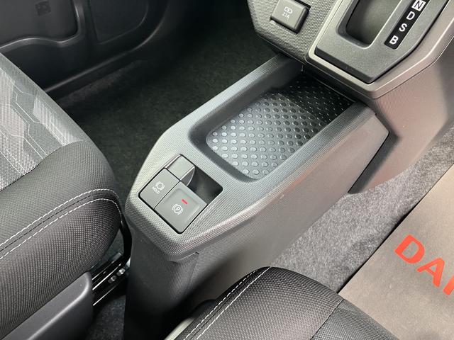 タフトＧ　ダーククロムベンチャーキーレスエントリ　１オ−ナ−　アルミホイール　スマートキー　ＡＢＳ　ガラスルーフ　エアバック（山口県）の中古車