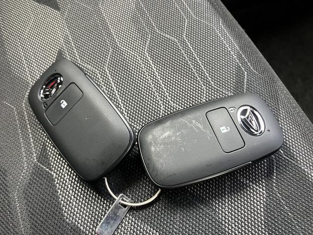 タフトＧ　ダーククロムベンチャーキーレスエントリ　１オ−ナ−　アルミホイール　スマートキー　ＡＢＳ　ガラスルーフ　エアバック（山口県）の中古車