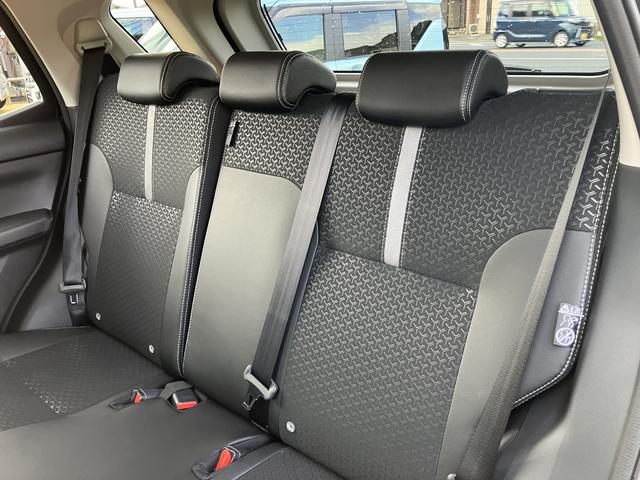 ロッキープレミアムＧ　ＨＥＶキーレスエントリー　スマートキー　アルミホイール　ＡＢＳ　エアバック（山口県）の中古車