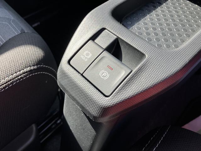 タフトＧ　ダーククロムベンチャーキーレスエントリ　アルミホイール　スマートキー　ＡＢＳ　ガラスルーフ　エアバック（山口県）の中古車