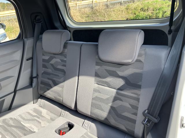 タフトＧ　ダーククロムベンチャーキーレスエントリ　アルミホイール　スマートキー　ＡＢＳ　ガラスルーフ　エアバック（山口県）の中古車