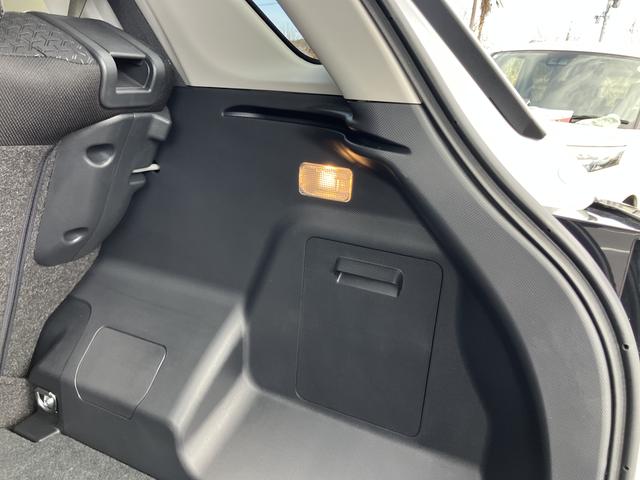 ロッキープレミアムG HEVキーレスエントリー スマートキー アルミホイール ABS エアバック(山口県)の中古車