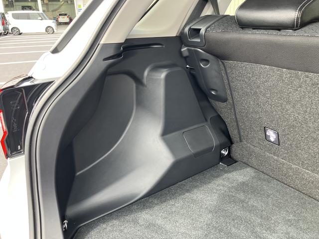 ロッキープレミアムG HEVキーレスエントリー スマートキー アルミホイール ABS エアバック(山口県)の中古車