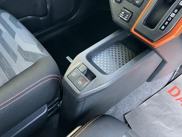 タフトＧ整備記録簿有　ＴＶナビ　サンル−フ　スマキー　アルミ　キーフリー　ＡＢＳ　エアバック（山口県）の中古車