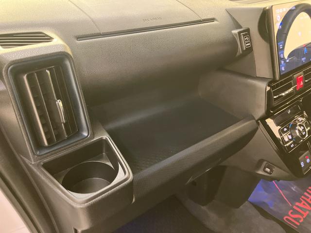 タントカスタムＲＳ軽減ブレーキ　Ｉ−ＳＴＯＰ　車線逸脱防止　ナビ付　シ−トヒ−タ−　安全ボディ　ハイビームアシスト　ターボ車　助手席エアバック　ＬＥＤライト　オートライト　盗難防止　キーフリー　ＡＢＳ　アルミホイール（山口県）の中古車