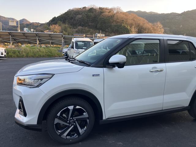 ロッキープレミアムG HEVキーレスエントリー スマートキー アルミホイール ABS エアバック(山口県)の中古車