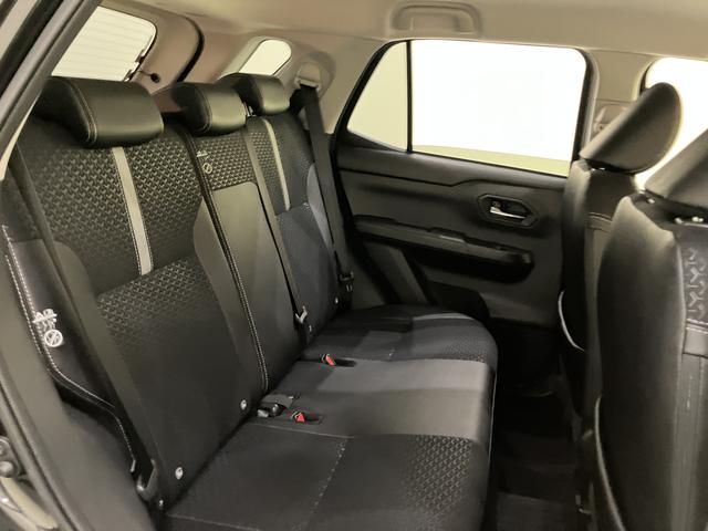 ロッキープレミアムＧ　ＨＥＶキーレスエントリー　スマートキー　アルミホイール　ＡＢＳ　エアバック（山口県）の中古車