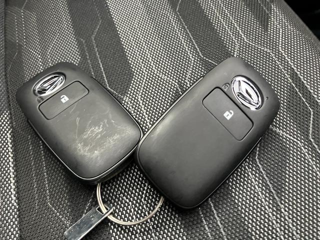 タフトＧターボ　ダーククロムベンチャーワンオーナ　キーフリーシステム　ムーンルーフ　ターボ車　エアバッグ　アルミホイール　スマートキー　ＡＢＳ（山口県）の中古車