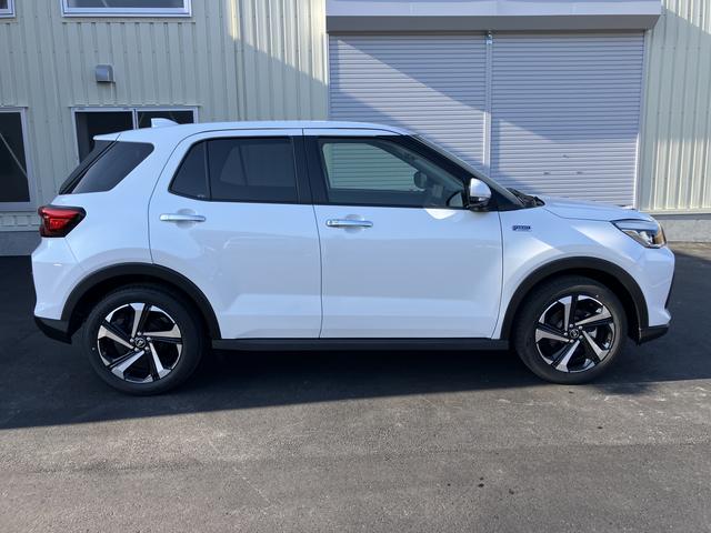 ロッキープレミアムＧ　ＨＥＶキーレスエントリー　スマートキー　アルミホイール　ＡＢＳ　エアバック（山口県）の中古車