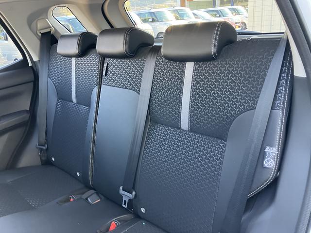 ロッキープレミアムＧ　ＨＥＶキーレスエントリー　スマートキー　アルミホイール　ＡＢＳ　エアバック（山口県）の中古車