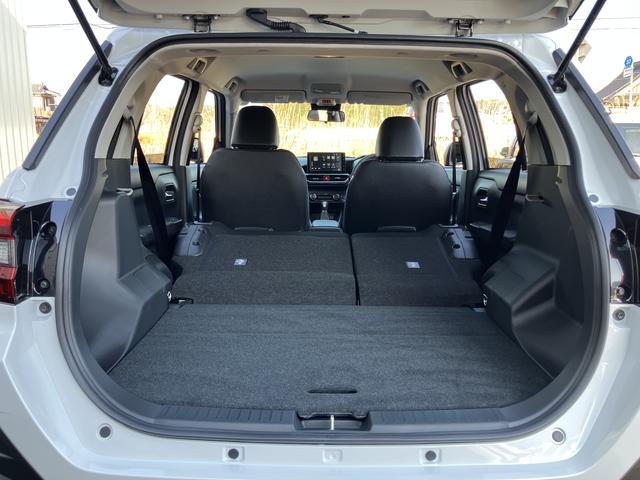 ロッキープレミアムＧ　ＨＥＶキーレスエントリー　スマートキー　アルミホイール　ＡＢＳ　エアバック（山口県）の中古車