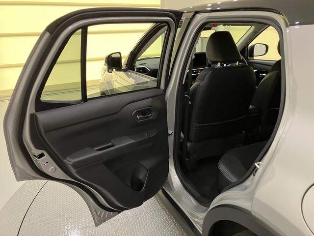 ロッキープレミアムＧプリクラッシュセーフティー　レーンキープ　全周囲モニター　アダクティブクルーズコントロール　アルミ　シ−トヒ−タ−　キーフリーシステム　ＡＨＢ　スマートキー＆プッシュスタート　ＡＢＳ　エアバック（山口県）の中古車