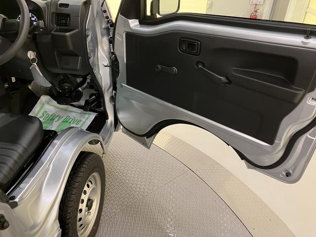 ハイゼットトラックスタンダードシングルエアバッグ　エアコン付　パワステ　ＡＢＳ　４ｗｄ（山口県）の中古車