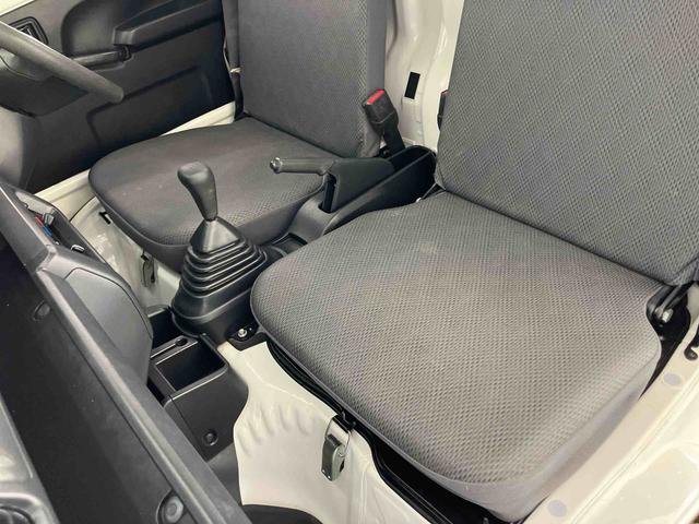 ハイゼットトラックスタンダード切替４ＷＤ　ワンオーナー車　パワステ付　マニュアルエアコン　運転席エアバッグ　エアコン付（山口県）の中古車