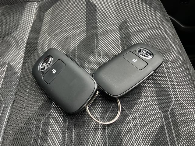 タフトＧターボ　ダーククロムベンチャーキーフリーシステム　ムーンルーフ　ターボ車　エアバッグ　アルミホイール　スマートキー　ＡＢＳ（山口県）の中古車