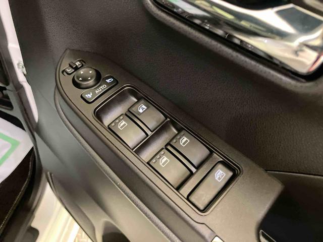 タントカスタムＲＳターボ　スマートキープッシュスタート　キーフリーキー　アルミホイール　ＡＢＳ　エアバック　衝突回避支援　車線逸脱防止　Ａストップ　両側パワードア　シートヒータ　バックカメラ付　イモビライザー（山口県）の中古車