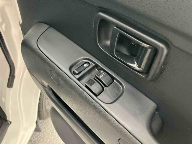 ハイゼットカーゴＤＸナビ　ＥＴＣ　運転席エアバック　ＡＢＳ　盗難防止システム　ＷＳＲＳ　スライドドア　衝突安全ボディ（山口県）の中古車