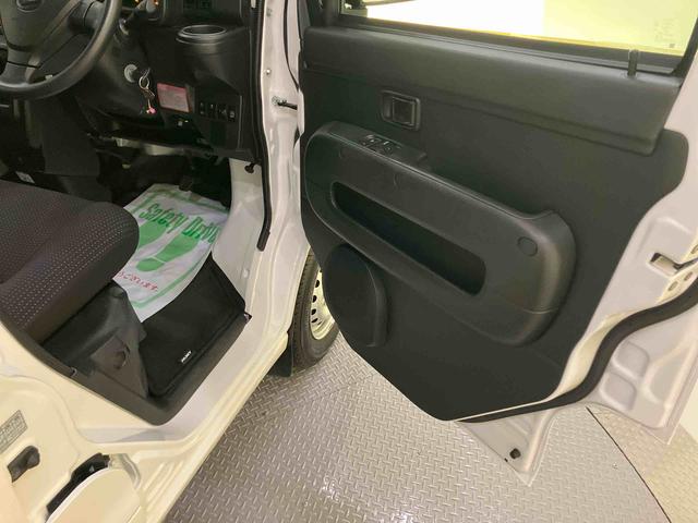 ハイゼットカーゴＤＸナビ　ＥＴＣ　運転席エアバック　ＡＢＳ　盗難防止システム　ＷＳＲＳ　スライドドア　衝突安全ボディ（山口県）の中古車