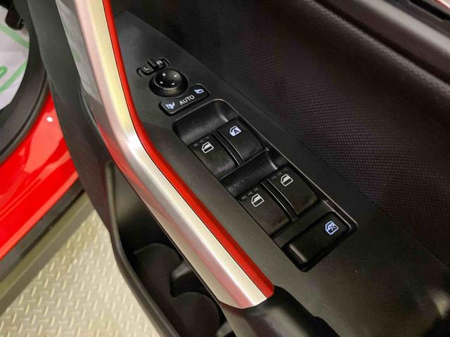 ロッキーＧ追従走行　車線逸脱警告　電動格納ドアミラー　ＥＴＣ車載器　ＡＷ　誤発進抑制機能　タ−ボ　ワンオーナー　前席シートヒーター　キーフリーシステム　ナビＴＶ　ドラレコ　エアバック　ＡＢＳ　ＳＤ　スマキー（山口県）の中古車