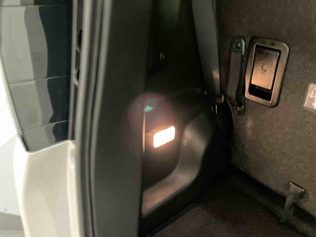 トールカスタムＧディスプレイオーディオ　左右電動スライドドア　衝突回避支援ブレーキ機能　エアバッグ　スマートキープッシュスタート　電格ミラー　フリーキー　ＡＢＳ　オートマチックハイビーム　アルミホイール　車線逸脱防止（山口県）の中古車