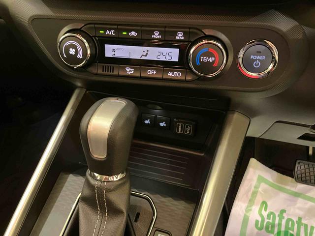 ロッキープレミアムＧ　ＨＥＶ軽減ブレーキ　運転席助手席エアバック　アルミ　ＬＥＤヘッドランプ　電動格納式ドアミラー　アイドリングストップ　盗難防止システム　衝突安全ボディ　オートＬＥＤ　シ−トヒ−タ−　キーフリーシステム　ＡＢＳ（山口県）の中古車