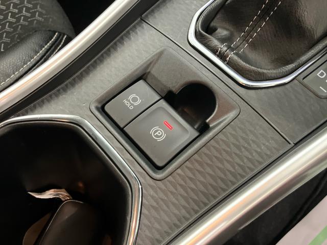 ロッキープレミアムＧ１０インチナビ　衝突被害軽減ブレーキ　アルミ　レーンキープアシスト　アイドリングストップ　フルタイム４ＷＤ　エアバッグ　スマートキー　ターボ車　ＡＢＳ　アダプティブクルコン　オートミラー　キーレス（山口県）の中古車