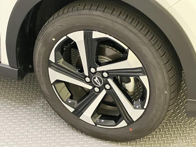 ロッキープレミアムＧ　ＨＥＶディスプレイオーディオ　軽減ブレーキ　アルミ　電動格納式ドアミラー　レーンキープアシスト　オートＬＥＤ　シ−トヒ−タ−　キーフリーシステム　スマートキー　ＡＢＳ　エアバッグ　アダクティブクルーズ（山口県）の中古車