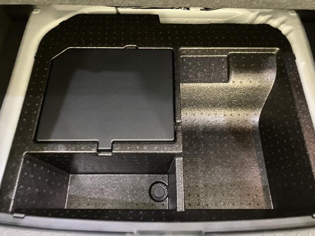 ロッキープレミアムＧ　ＨＥＶディスプレイオーディオ　軽減ブレーキ　アルミ　電動格納式ドアミラー　レーンキープアシスト　オートＬＥＤ　シ−トヒ−タ−　キーフリーシステム　スマートキー　ＡＢＳ　エアバッグ　アダクティブクルーズ（山口県）の中古車