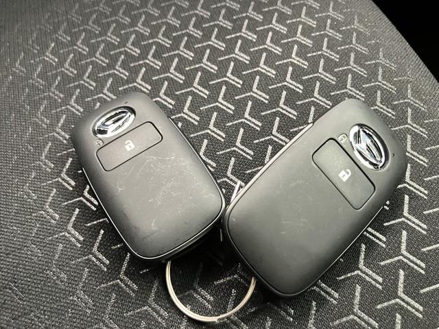 ロッキープレミアムＧ　ＨＥＶディスプレイオーディオ　軽減ブレーキ　アルミ　電動格納式ドアミラー　レーンキープアシスト　オートＬＥＤ　シ−トヒ−タ−　キーフリーシステム　スマートキー　ＡＢＳ　エアバッグ　アダクティブクルーズ（山口県）の中古車