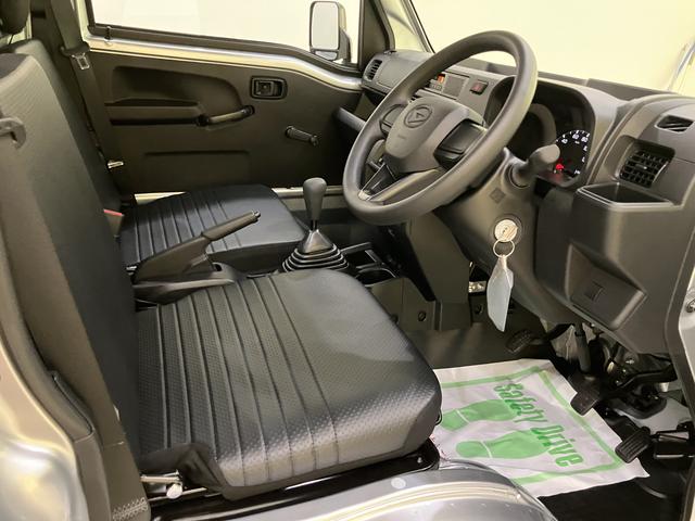 ハイゼットトラックスタンダードラジオ　５ＭＴ　切替４ＷＤ　誤発進抑制　パワステ付　マニュアルエアコン　車線逸脱警報　エコアイドル　運転席エアバッグ　オートライト　オートハイビーム　ＡＢＳ（山口県）の中古車